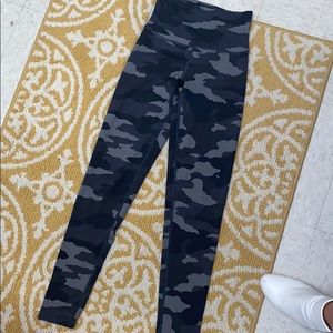 Aerie camo leggings